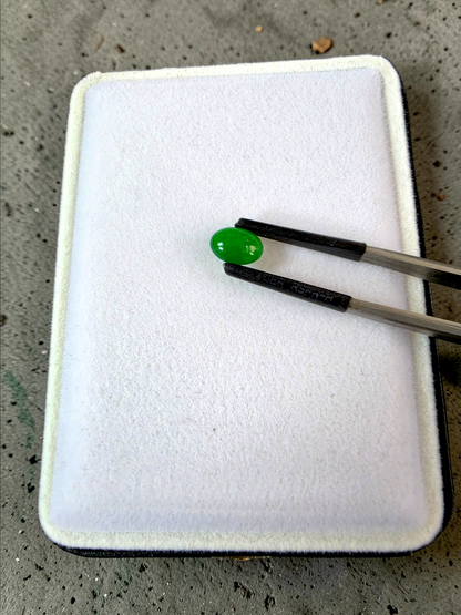 Certified MADE IN JAPAN 1.20 cts. Intense Bright Imperial Green Burmese A-Jadeite Oval Cabochon Loose Stone LS33
