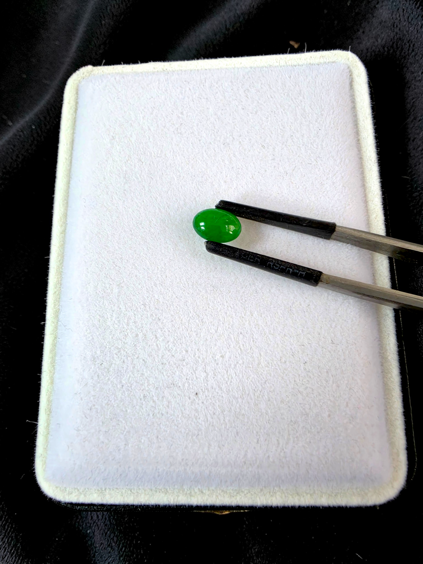 Certified MADE IN JAPAN 1.20 cts. Intense Bright Imperial Green Burmese A-Jadeite Oval Cabochon Loose Stone LS33