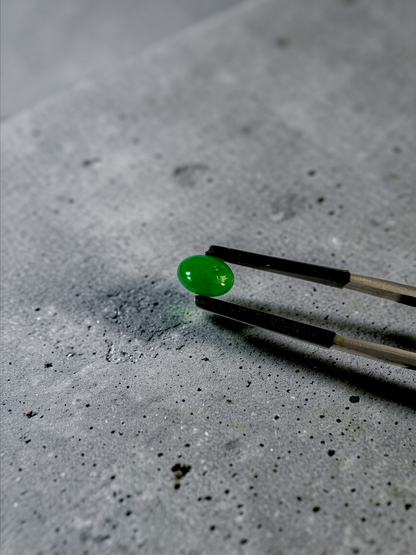 Certified MADE IN JAPAN 1.20 cts. Intense Bright Imperial Green Burmese A-Jadeite Oval Cabochon Loose Stone LS33