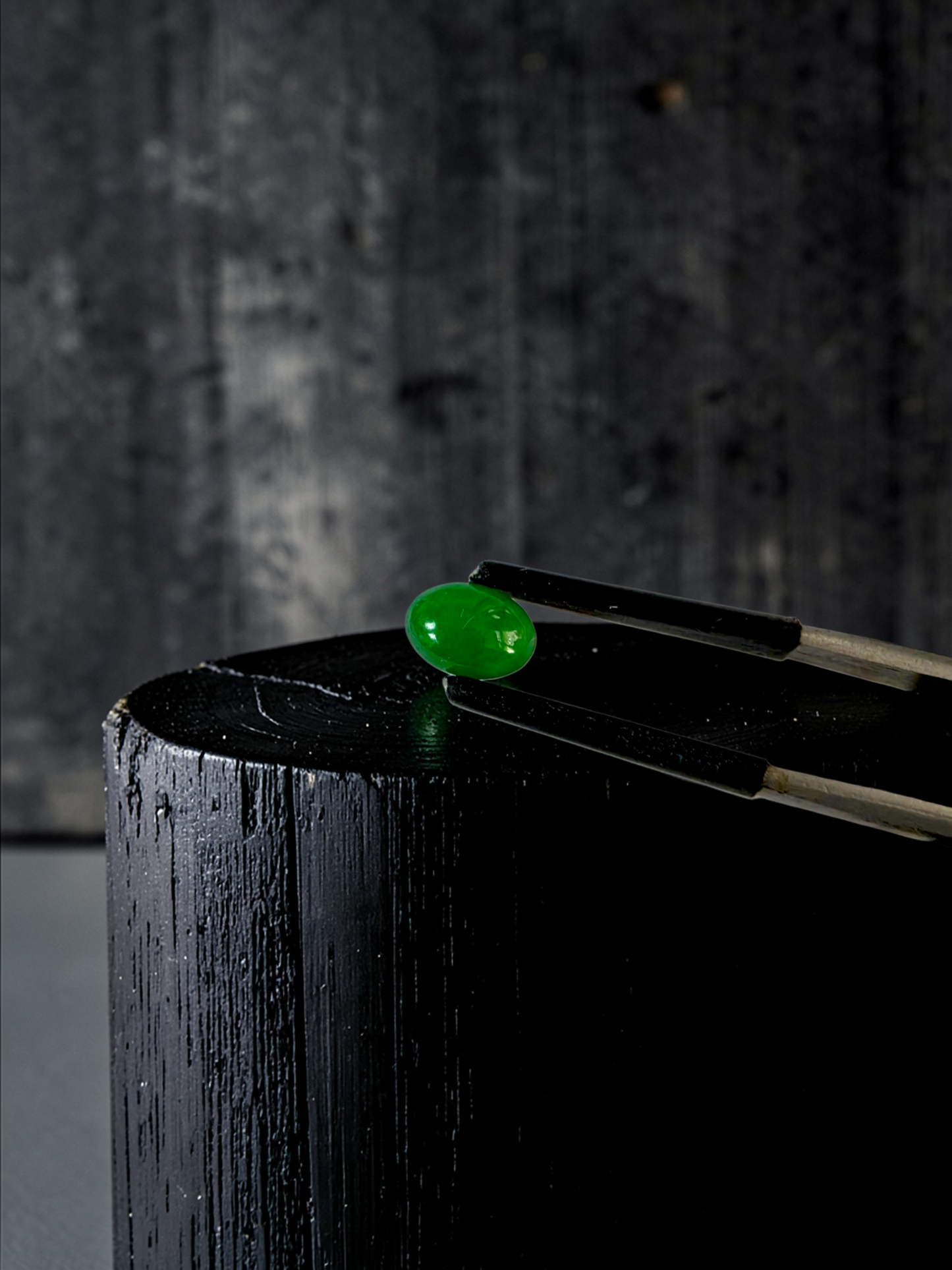Certified MADE IN JAPAN 1.20 cts. Intense Bright Imperial Green Burmese A-Jadeite Oval Cabochon Loose Stone LS33