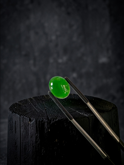 Certified MADE IN JAPAN 4.80 cts. Green Burmese A-Jadeite Oval Cabochon Loose Stone LS34