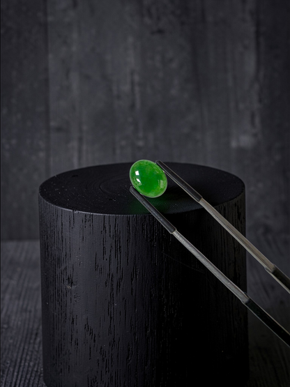 Certified MADE IN JAPAN 4.80 cts. Green Burmese A-Jadeite Oval Cabochon Loose Stone LS34