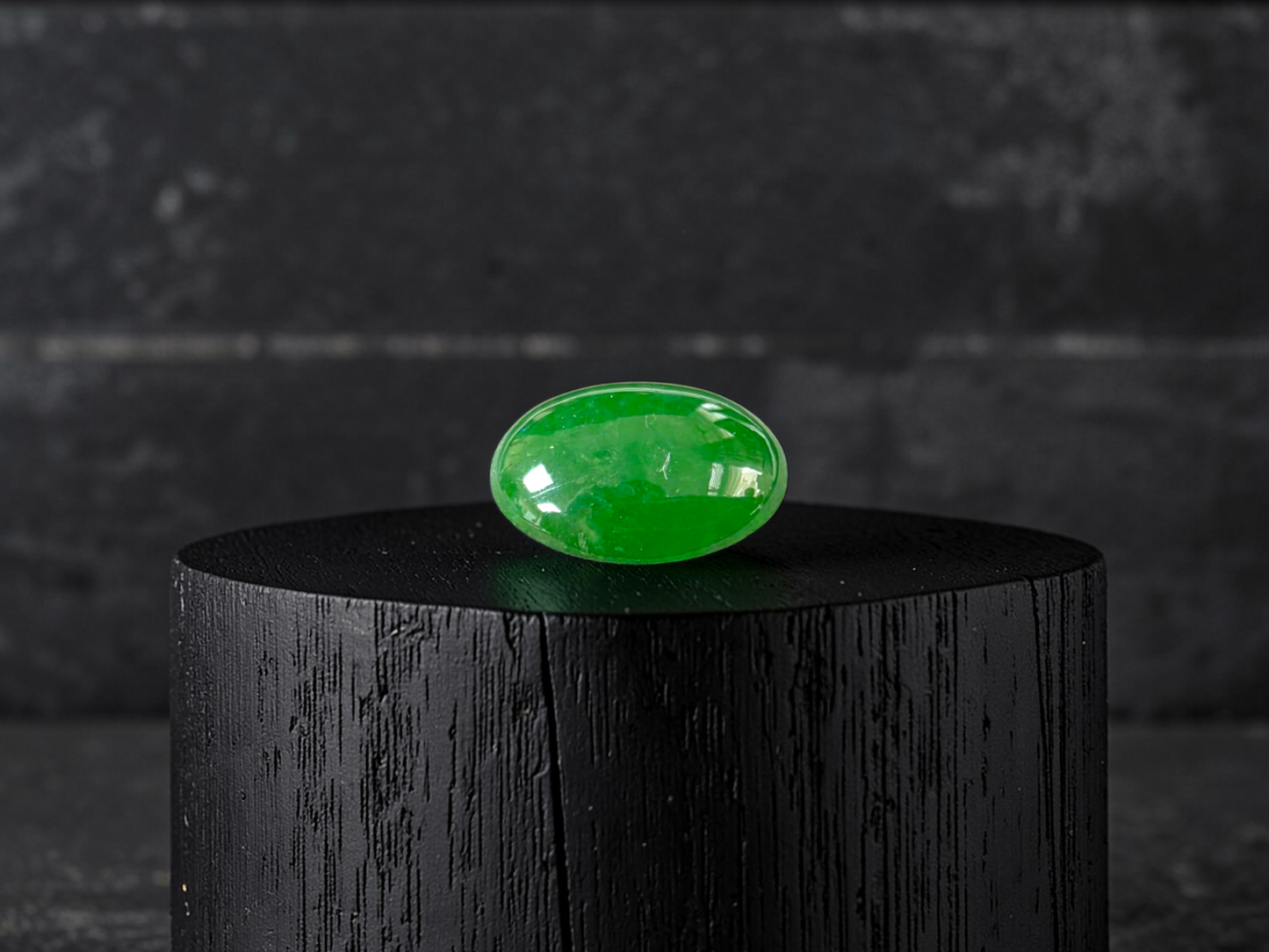 Certified MADE IN JAPAN 4.80 cts. Green Burmese A-Jadeite Oval Cabochon Loose Stone LS34