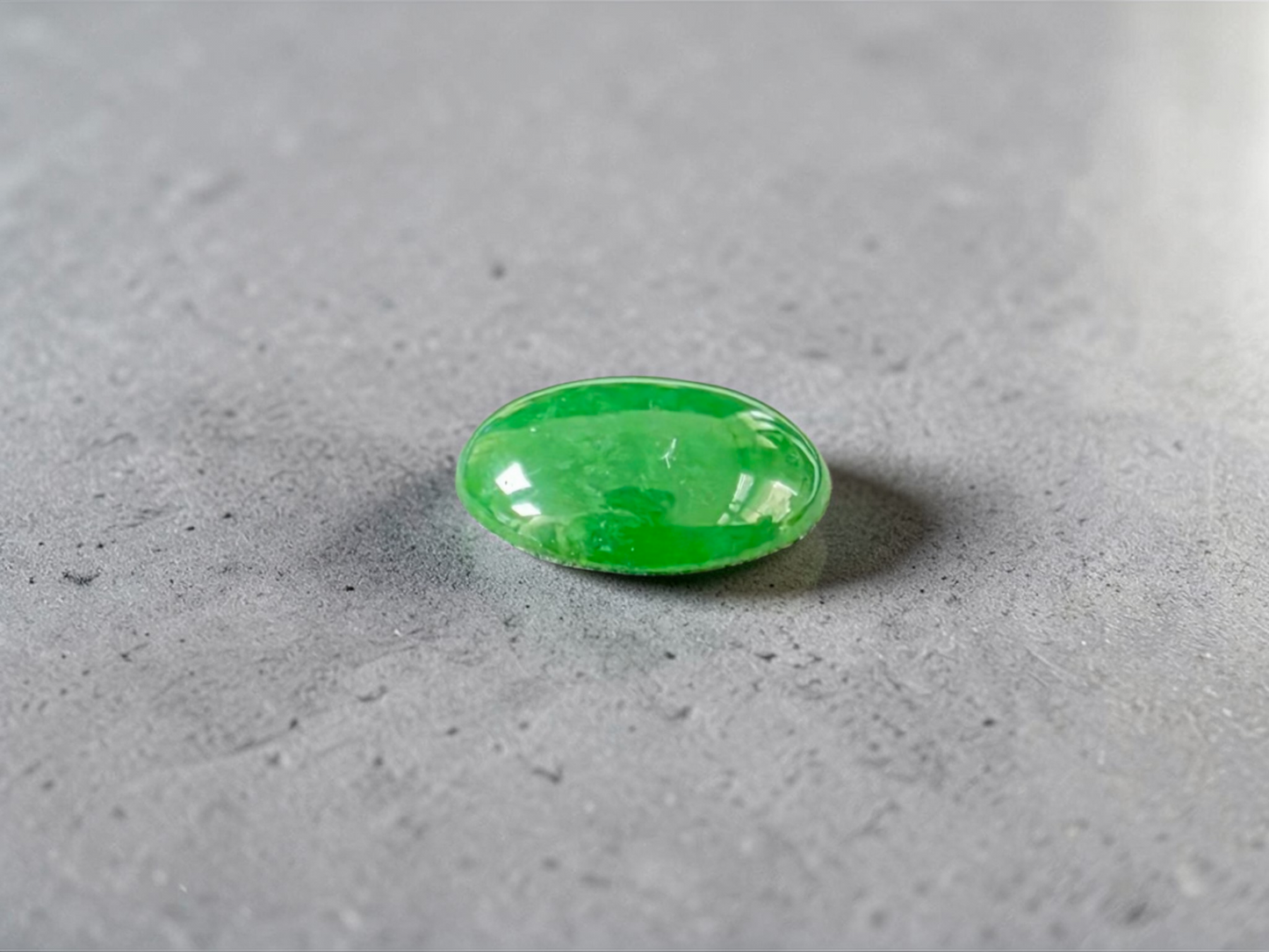 Certified MADE IN JAPAN 4.80 cts. Green Burmese A-Jadeite Oval Cabochon Loose Stone LS34