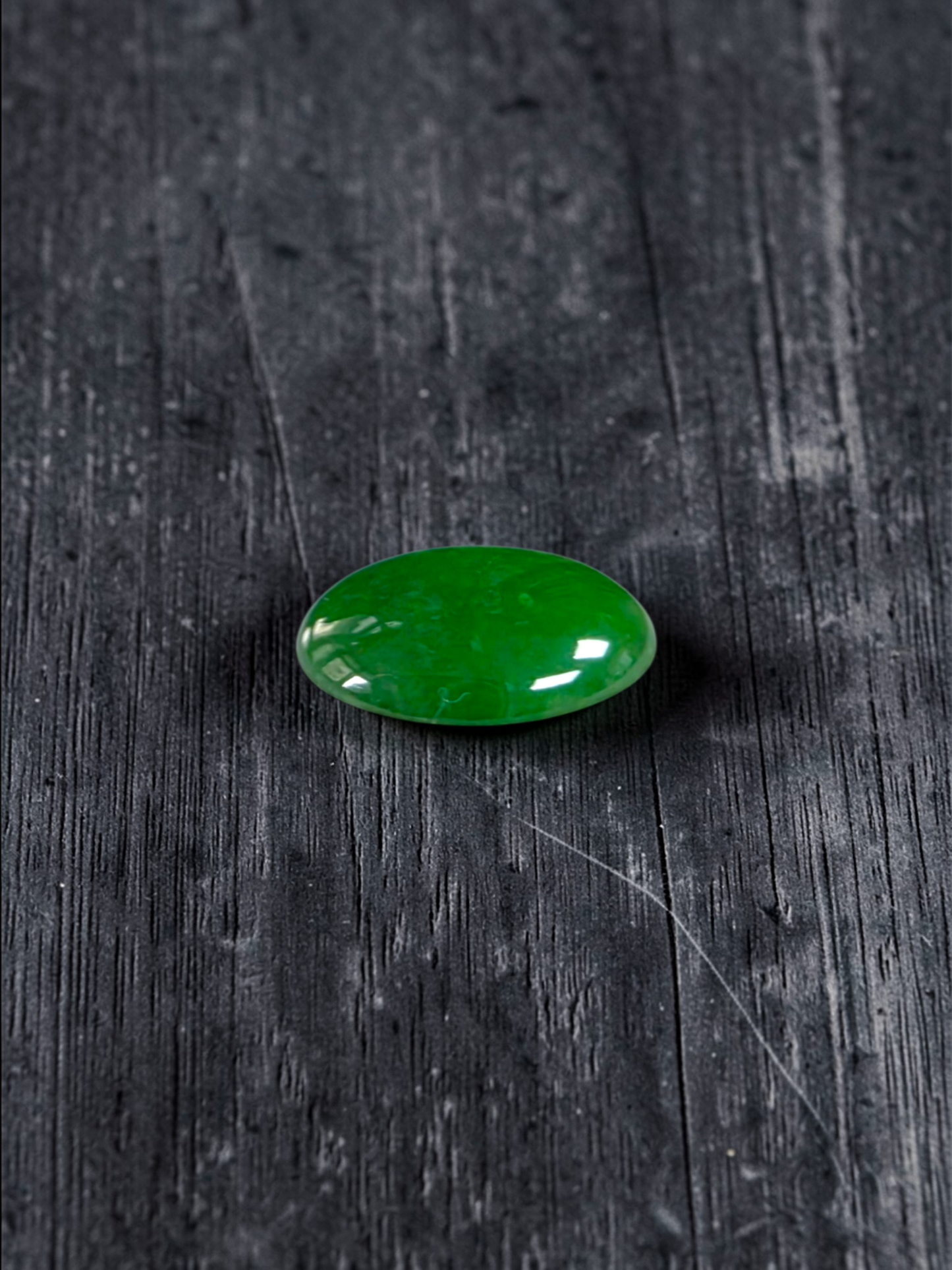 Certified MADE IN JAPAN 4.80 cts. Green Burmese A-Jadeite Oval Cabochon Loose Stone LS34