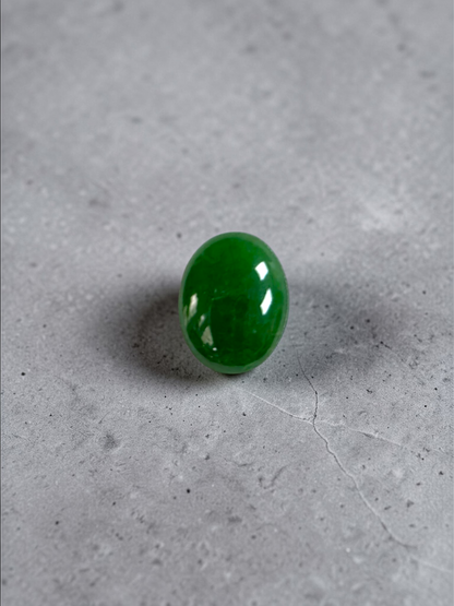 Certified MADE IN JAPAN 4.80 cts. Green Burmese A-Jadeite Oval Cabochon Loose Stone LS34