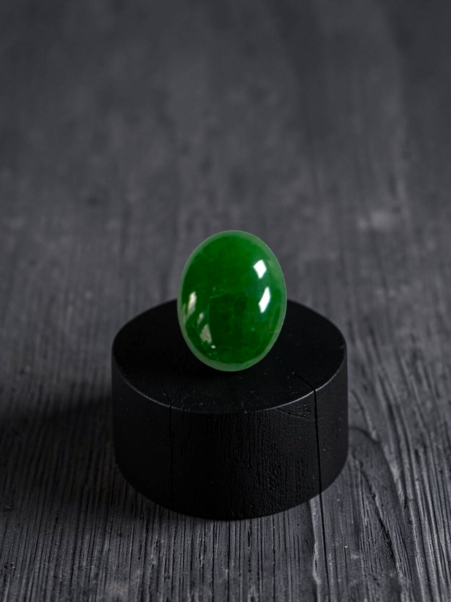 Certified MADE IN JAPAN 4.80 cts. Green Burmese A-Jadeite Oval Cabochon Loose Stone LS34