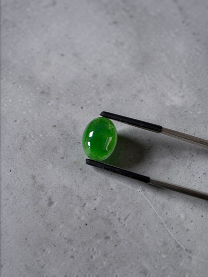 Certified MADE IN JAPAN 4.80 cts. Green Burmese A-Jadeite Oval Cabochon Loose Stone LS34