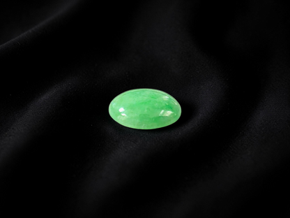 Certified MADE IN JAPAN 4.69 cts. Light Green Burmese A-Jadeite Oval Cabochon Loose Stone LS35