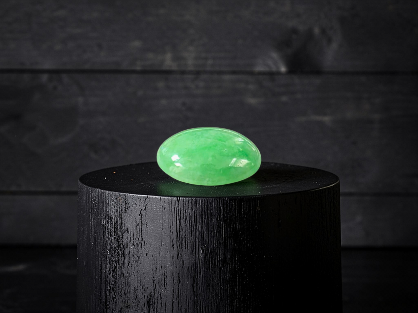 Certified MADE IN JAPAN 4.69 cts. Light Green Burmese A-Jadeite Oval Cabochon Loose Stone LS35