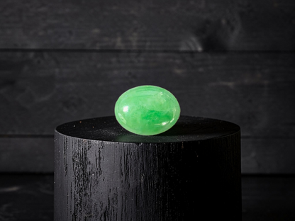 Certified MADE IN JAPAN 4.69 cts. Light Green Burmese A-Jadeite Oval Cabochon Loose Stone LS35