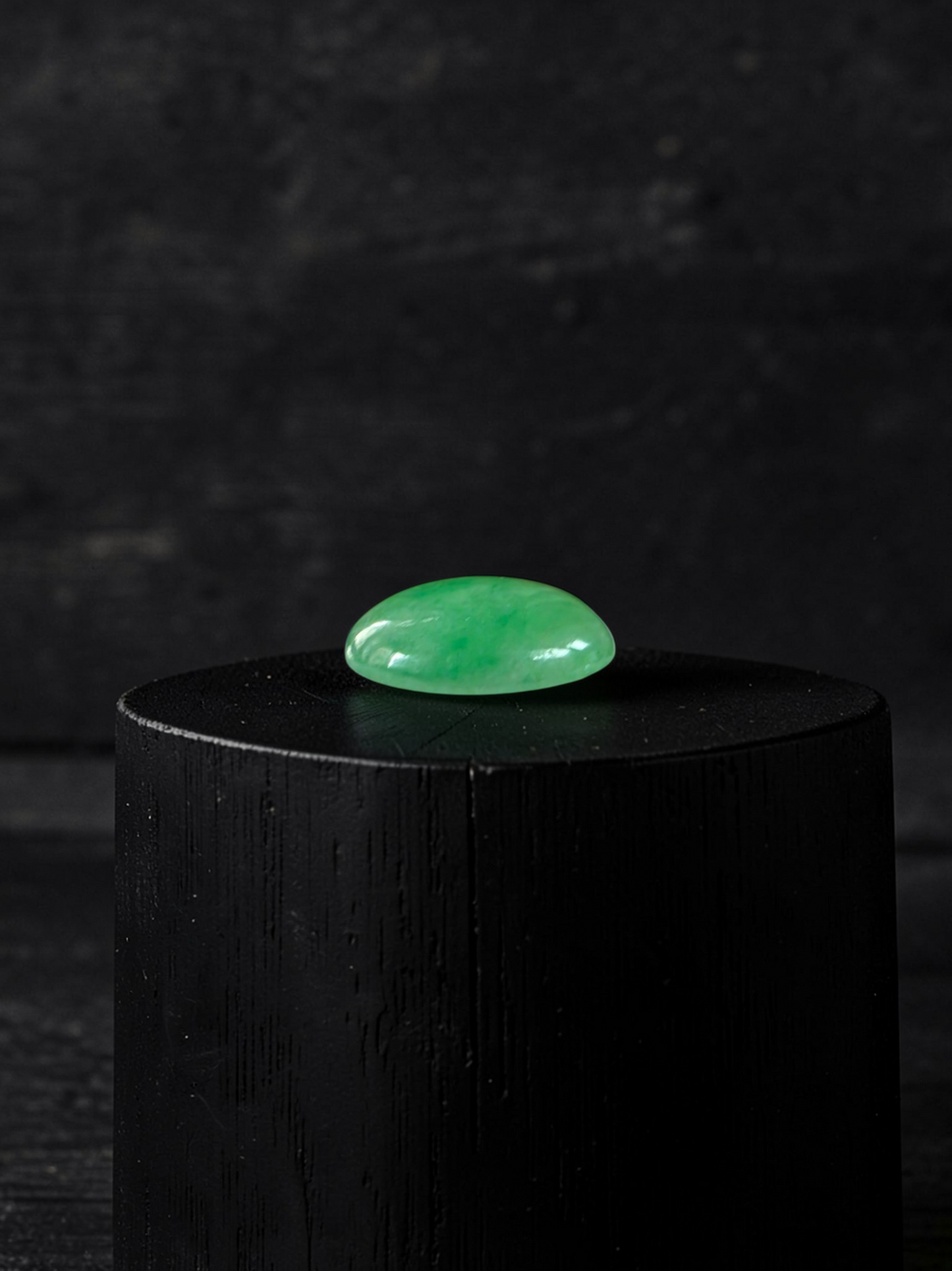 Certified MADE IN JAPAN 4.69 cts. Light Green Burmese A-Jadeite Oval Cabochon Loose Stone LS35
