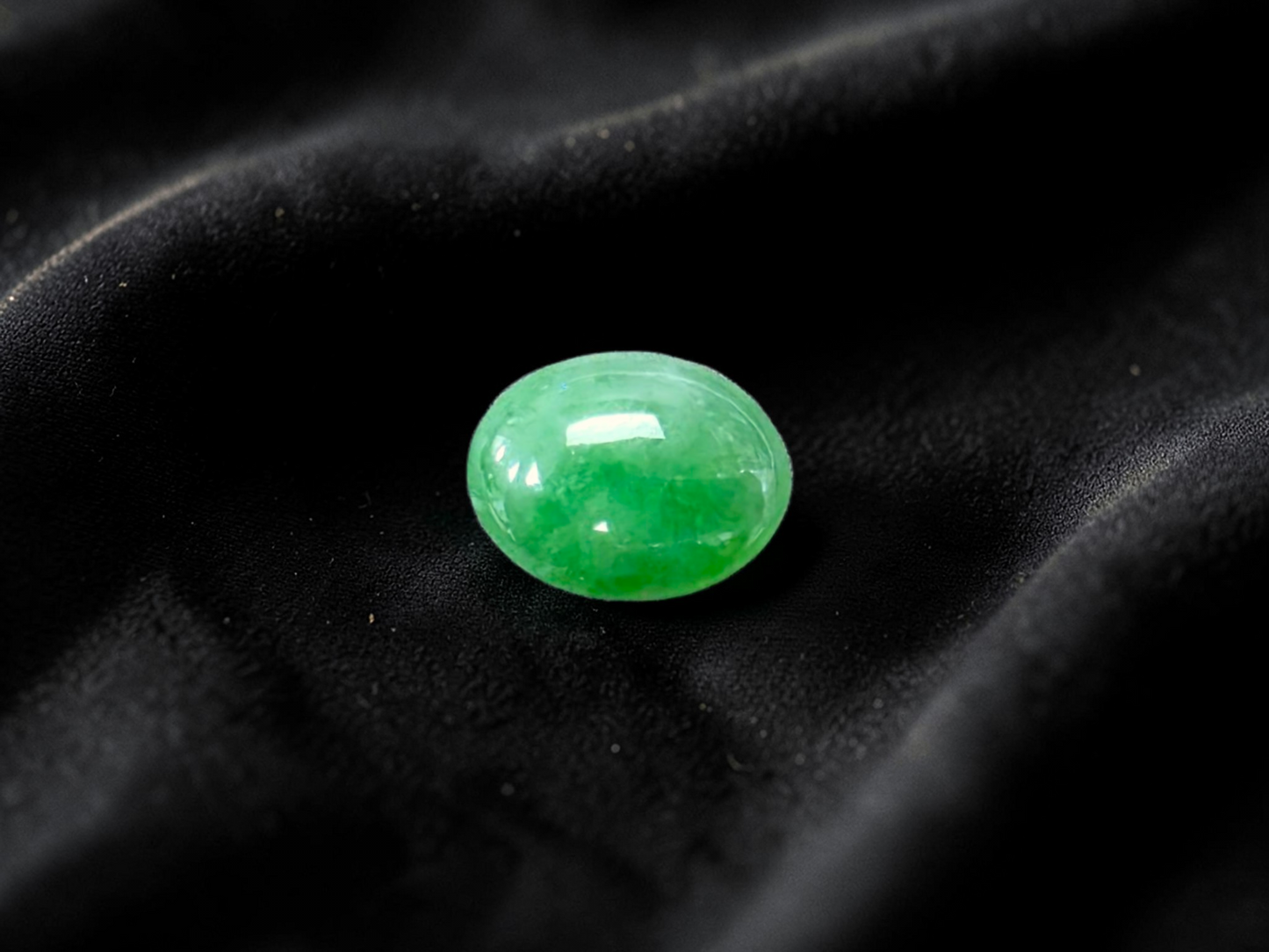 Certified MADE IN JAPAN 7.04 cts. Light Green Burmese A-Jadeite Oval Cabochon Loose Stone LS36