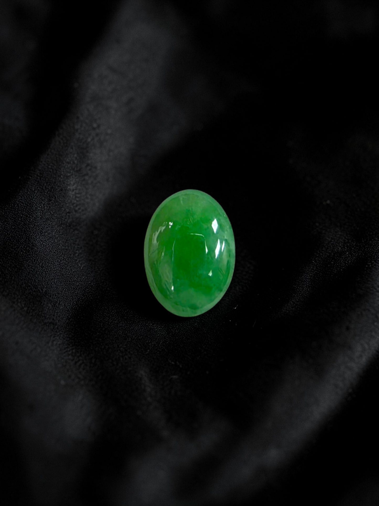 Certified MADE IN JAPAN 7.04 cts. Light Green Burmese A-Jadeite Oval Cabochon Loose Stone LS36