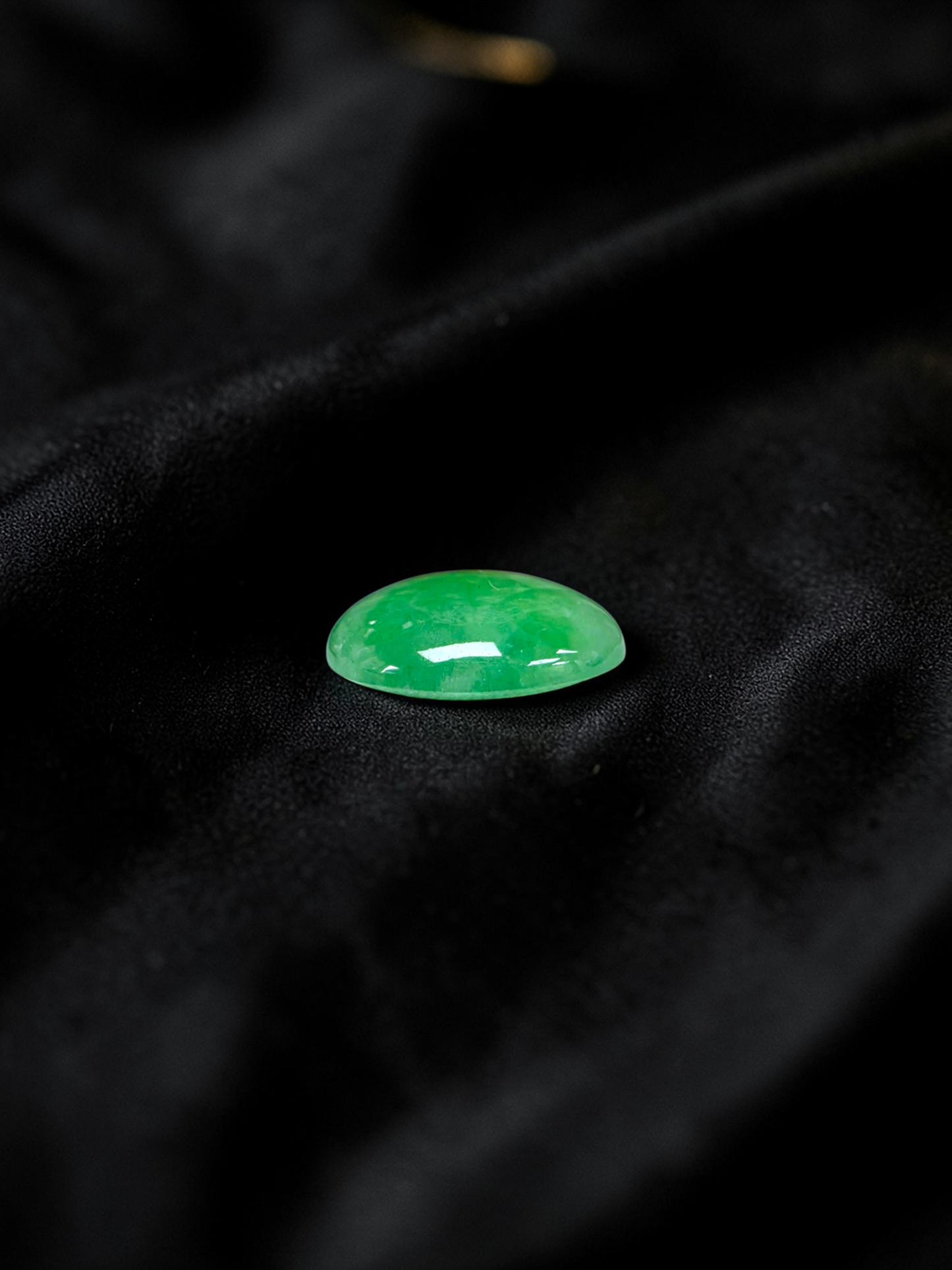 Certified MADE IN JAPAN 7.04 cts. Light Green Burmese A-Jadeite Oval Cabochon Loose Stone LS36