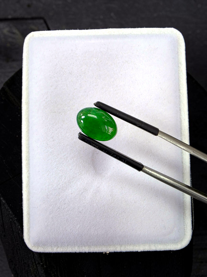 Certified MADE IN JAPAN 3.95 cts. Intense Imperial Green Burmese A-Jadeite Oval Cabochon Loose Stone LS41