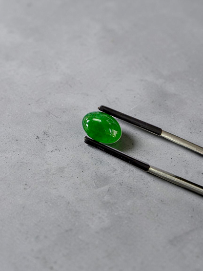 Certified MADE IN JAPAN 3.95 cts. Intense Imperial Green Burmese A-Jadeite Oval Cabochon Loose Stone LS41