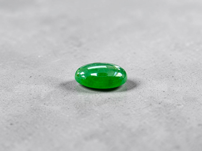 Certified MADE IN JAPAN 3.95 cts. Intense Imperial Green Burmese A-Jadeite Oval Cabochon Loose Stone LS41