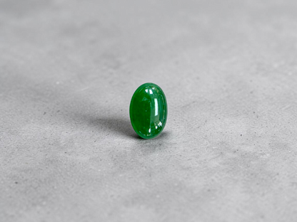Certified MADE IN JAPAN 3.95 cts. Intense Imperial Green Burmese A-Jadeite Oval Cabochon Loose Stone LS41