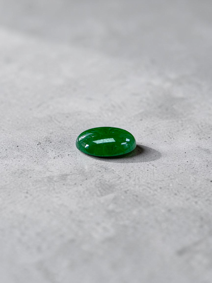 Certified MADE IN JAPAN 3.95 cts. Intense Imperial Green Burmese A-Jadeite Oval Cabochon Loose Stone LS41