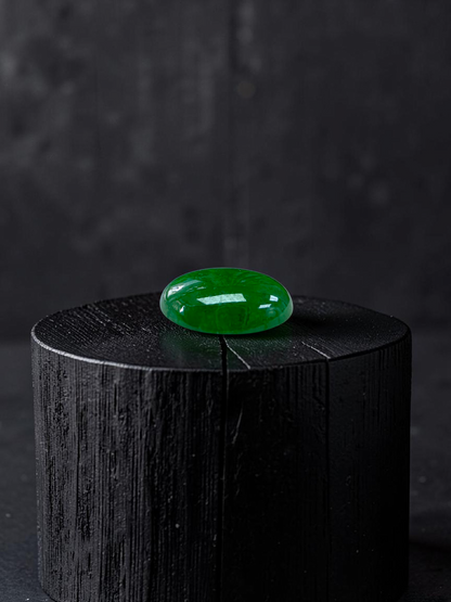 Certified MADE IN JAPAN 3.95 cts. Intense Imperial Green Burmese A-Jadeite Oval Cabochon Loose Stone LS41