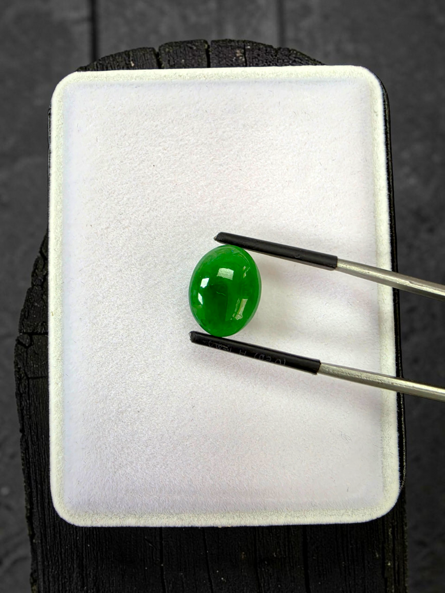 Certified MADE IN JAPAN 6.19 cts. Intense Imperial Green Burmese A-Jadeite Oval Cabochon Loose Stone LS45