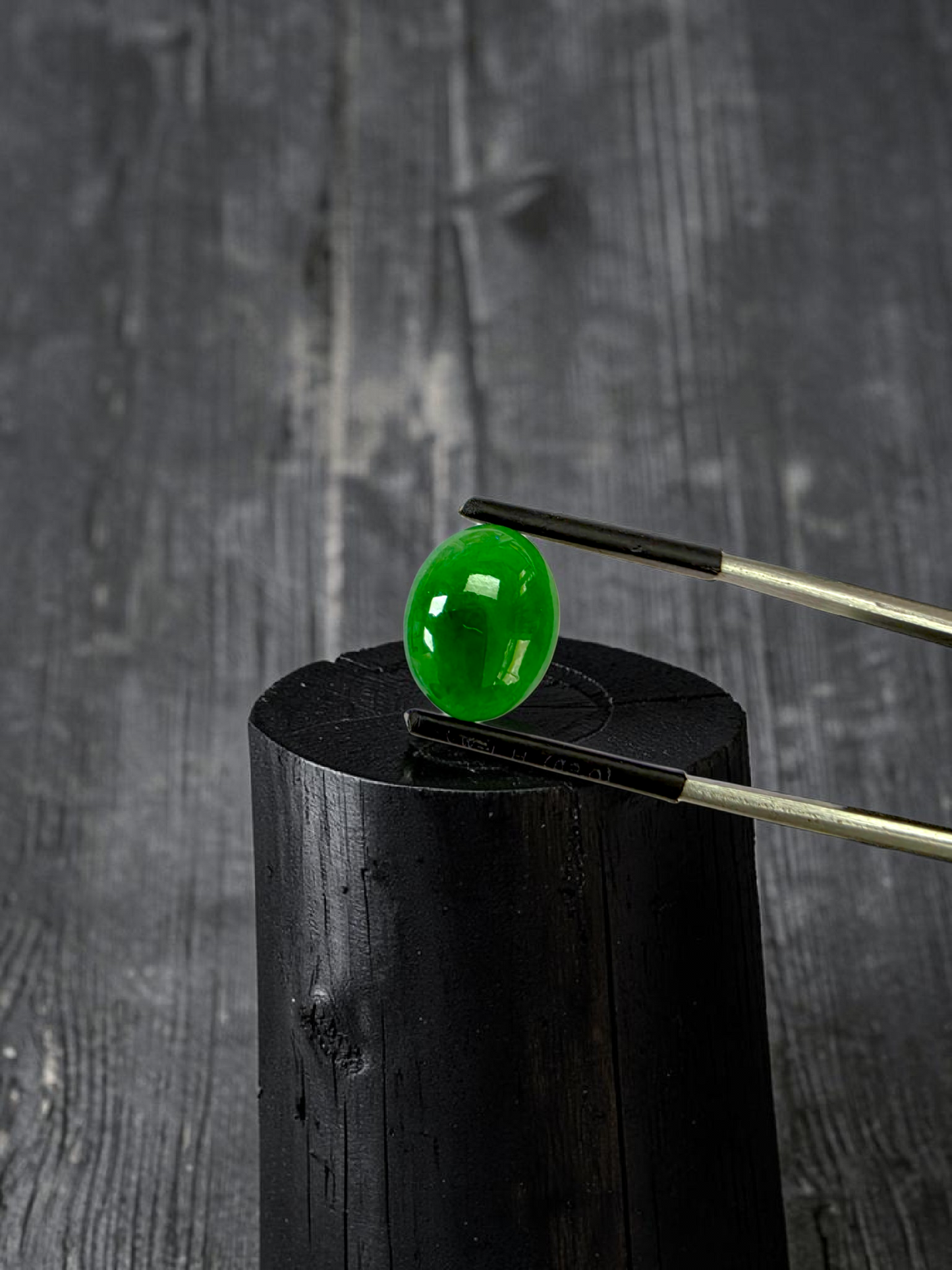 Certified MADE IN JAPAN 6.19 cts. Intense Imperial Green Burmese A-Jadeite Oval Cabochon Loose Stone LS45