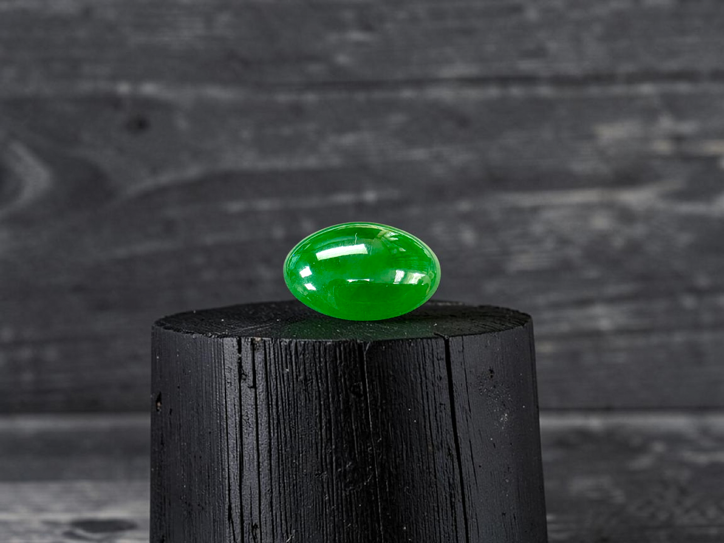 Certified MADE IN JAPAN 6.19 cts. Intense Imperial Green Burmese A-Jadeite Oval Cabochon Loose Stone LS45