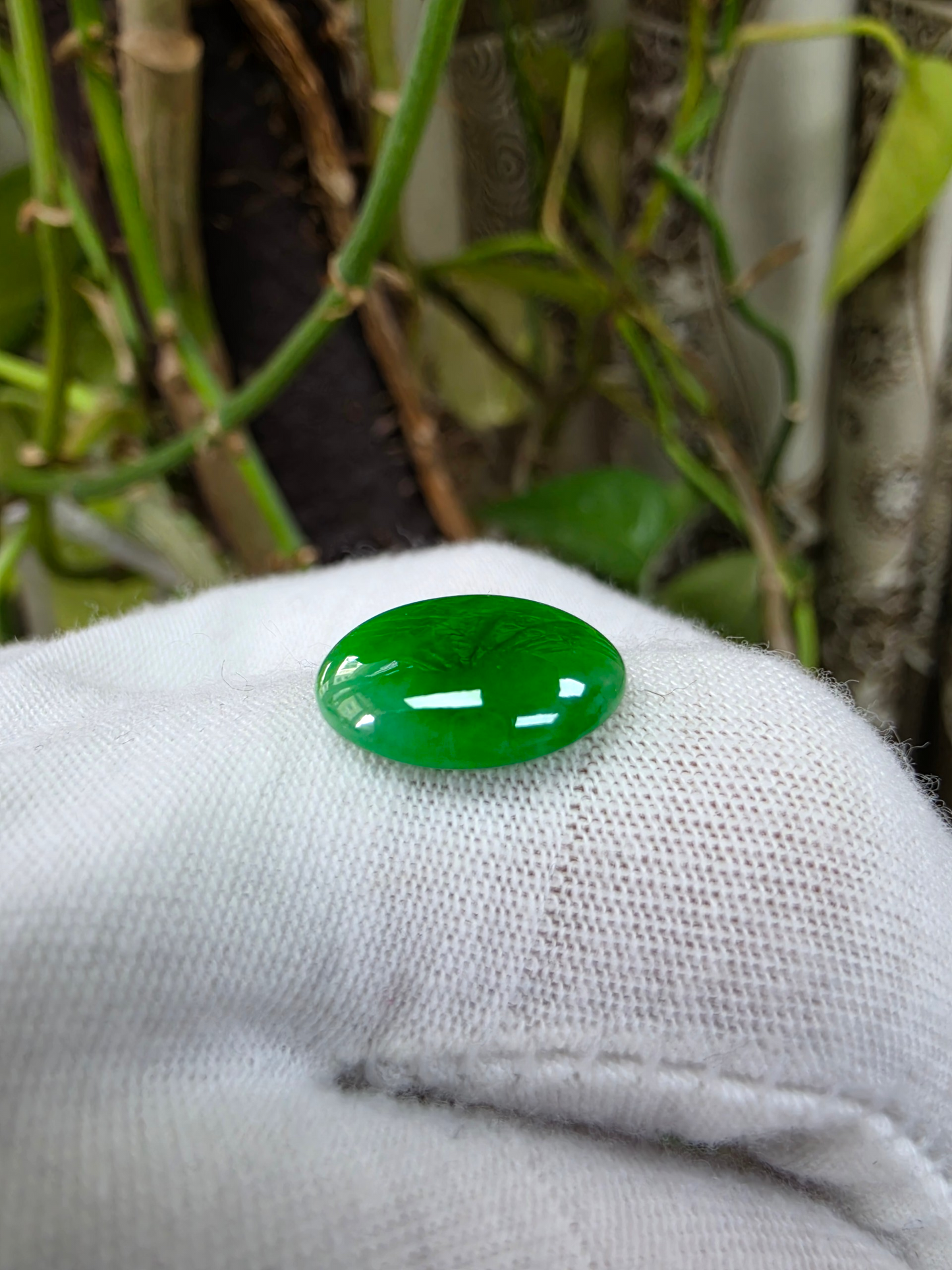 Certified MADE IN JAPAN 6.19 cts. Intense Imperial Green Burmese A-Jadeite Oval Cabochon Loose Stone LS45