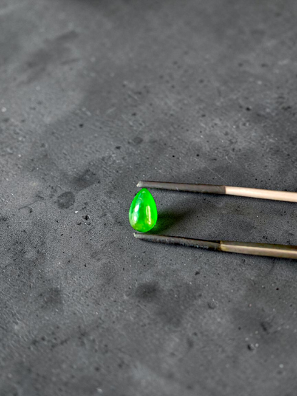Certified MADE IN JAPAN 1.792 cts. Bright Vivid Imperial Green Burmese A-Jadeite Pear Cabochon Loose Stone LS46