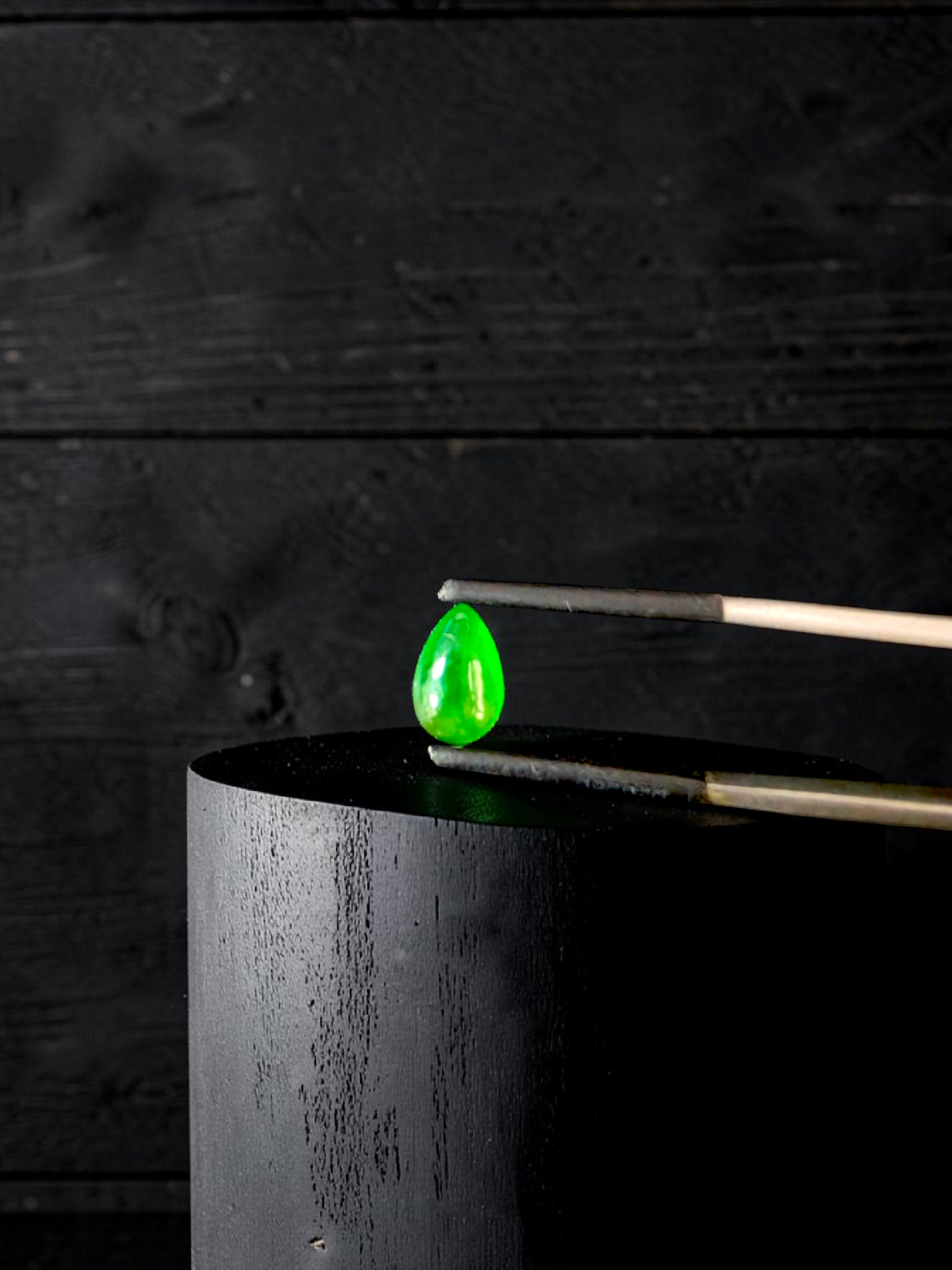 Certified MADE IN JAPAN 1.792 cts. Bright Vivid Imperial Green Burmese A-Jadeite Pear Cabochon Loose Stone LS46
