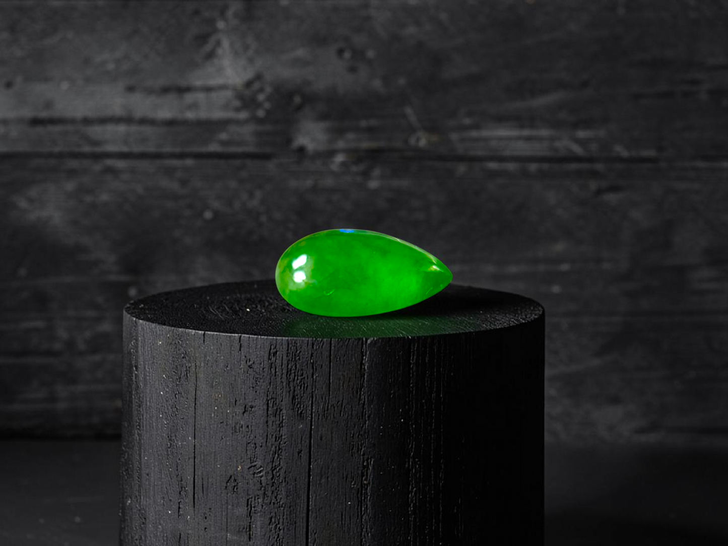 Certified MADE IN JAPAN 1.792 cts. Bright Vivid Imperial Green Burmese A-Jadeite Pear Cabochon Loose Stone LS46