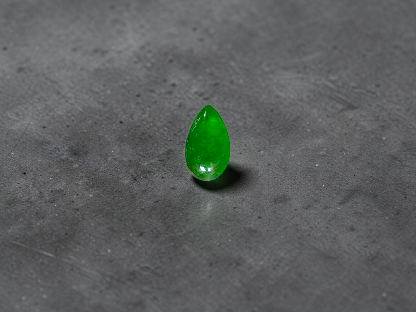 Certified MADE IN JAPAN 1.792 cts. Bright Vivid Imperial Green Burmese A-Jadeite Pear Cabochon Loose Stone LS46