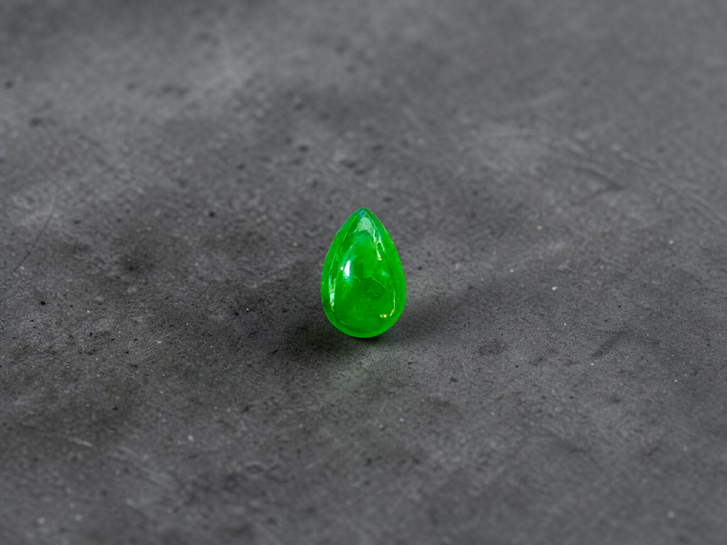 Certified MADE IN JAPAN 1.792 cts. Bright Vivid Imperial Green Burmese A-Jadeite Pear Cabochon Loose Stone LS46