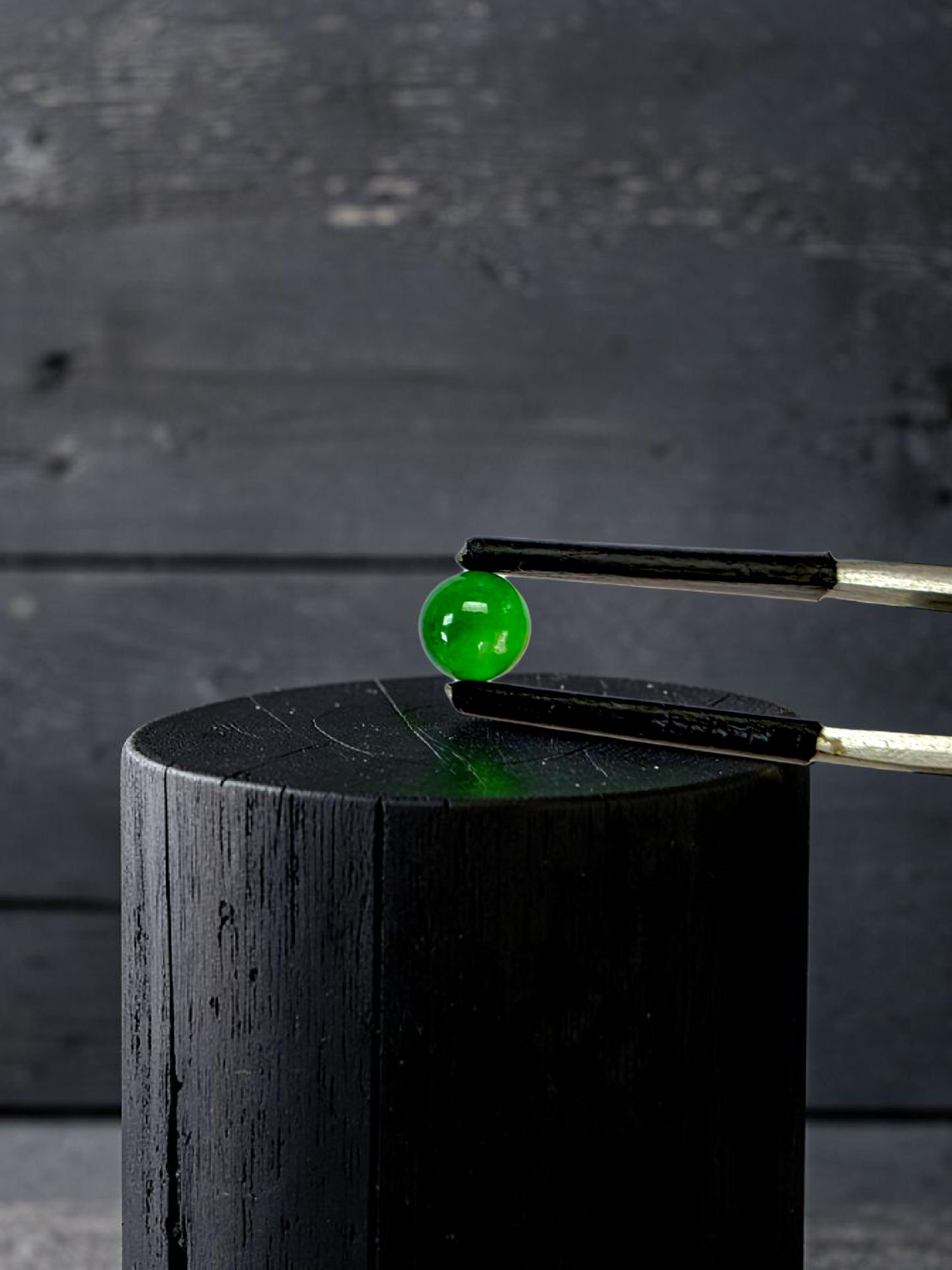 Certified MADE IN JAPAN 0.96 cts. Bright Vivid Imperial Green Burmese A-Jadeite Round Cabochon Loose Stone LS47