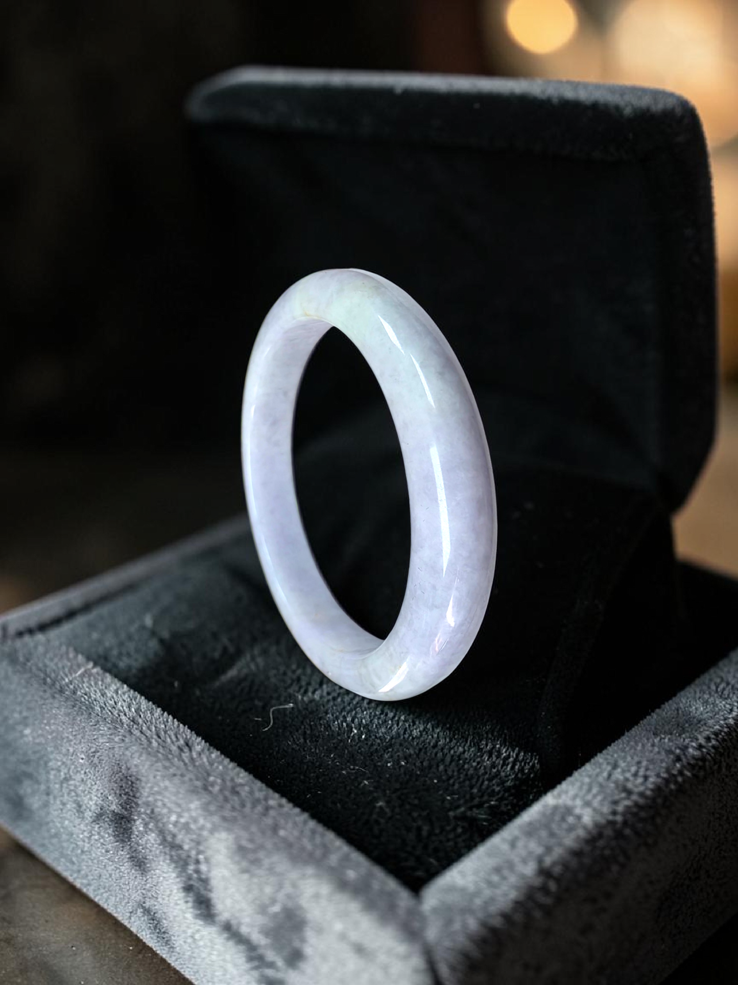 Earth's (MADE IN JAPAN) Burmese Lavender A-Jade Round Bangle Bracelet - Certified 08840