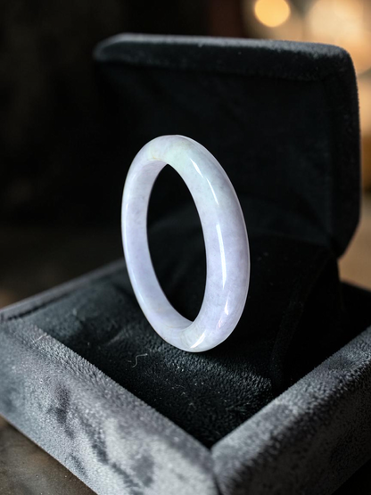 Earth's (MADE IN JAPAN) Burmese Lavender A-Jade Round Bangle Bracelet - Certified 08840