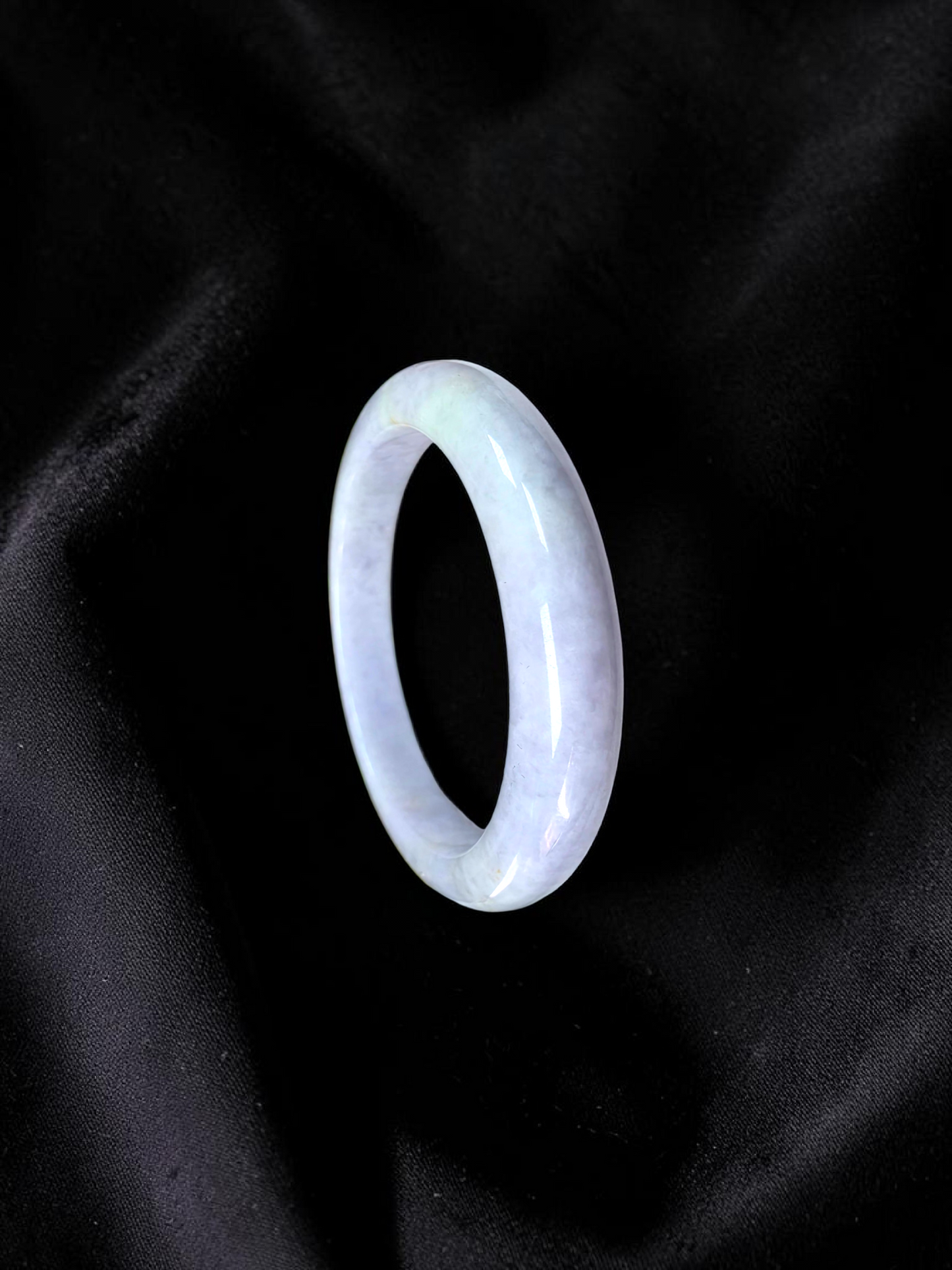 Earth's (MADE IN JAPAN) Burmese Lavender A-Jade Round Bangle Bracelet - Certified 08840