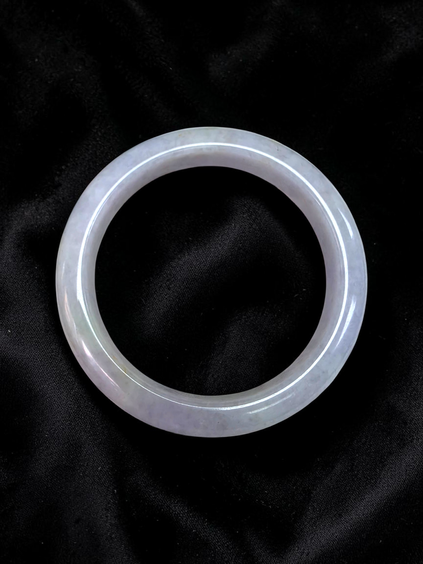 Earth's (MADE IN JAPAN) Burmese Lavender A-Jade Round Bangle Bracelet - Certified 08840