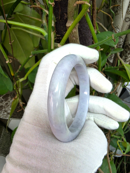 Earth's (MADE IN JAPAN) Burmese Lavender A-Jade Round Bangle Bracelet - Certified 08840