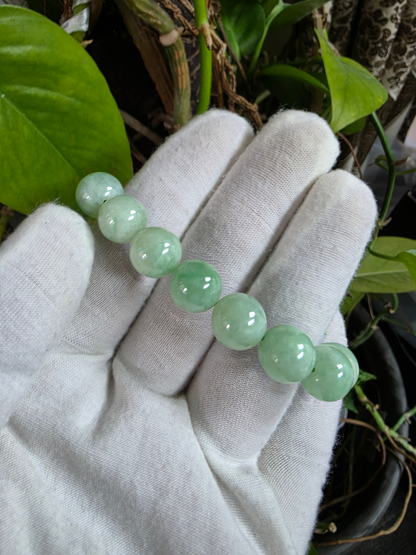 Japanese Winter Green Burmese A-Jade Beaded Bracelet (MADE IN JAPAN) (12.00 - 12.50 mm Each x 16 beads) 05052