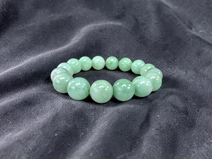 Japanese Winter Green Burmese A-Jade Beaded Bracelet (MADE IN JAPAN) (12.00 - 12.50 mm Each x 16 beads) 05053