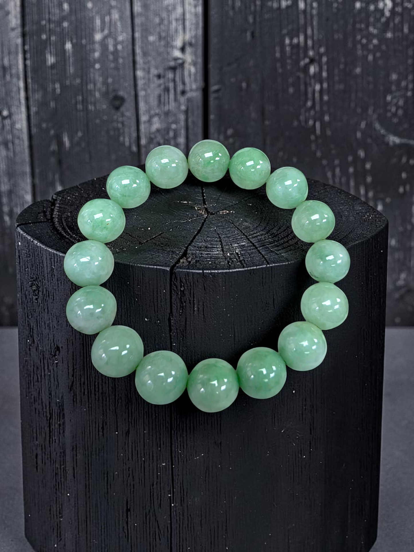 Japanese Winter Green Burmese A-Jade Beaded Bracelet (MADE IN JAPAN) (12.00 - 12.50 mm Each x 16 beads) 05053