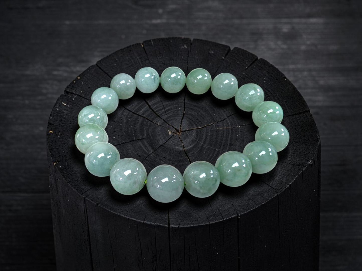 Japanese Winter Green Burmese A-Jade Beaded Bracelet (MADE IN JAPAN) (12.00 - 12.50 mm Each x 17 beads) 05054