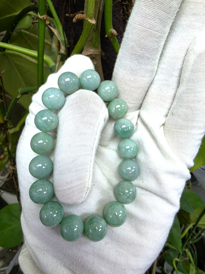 Japanese Winter Green Burmese A-Jade Beaded Bracelet (MADE IN JAPAN) (12.00 - 12.50 mm Each x 17 beads) 05054