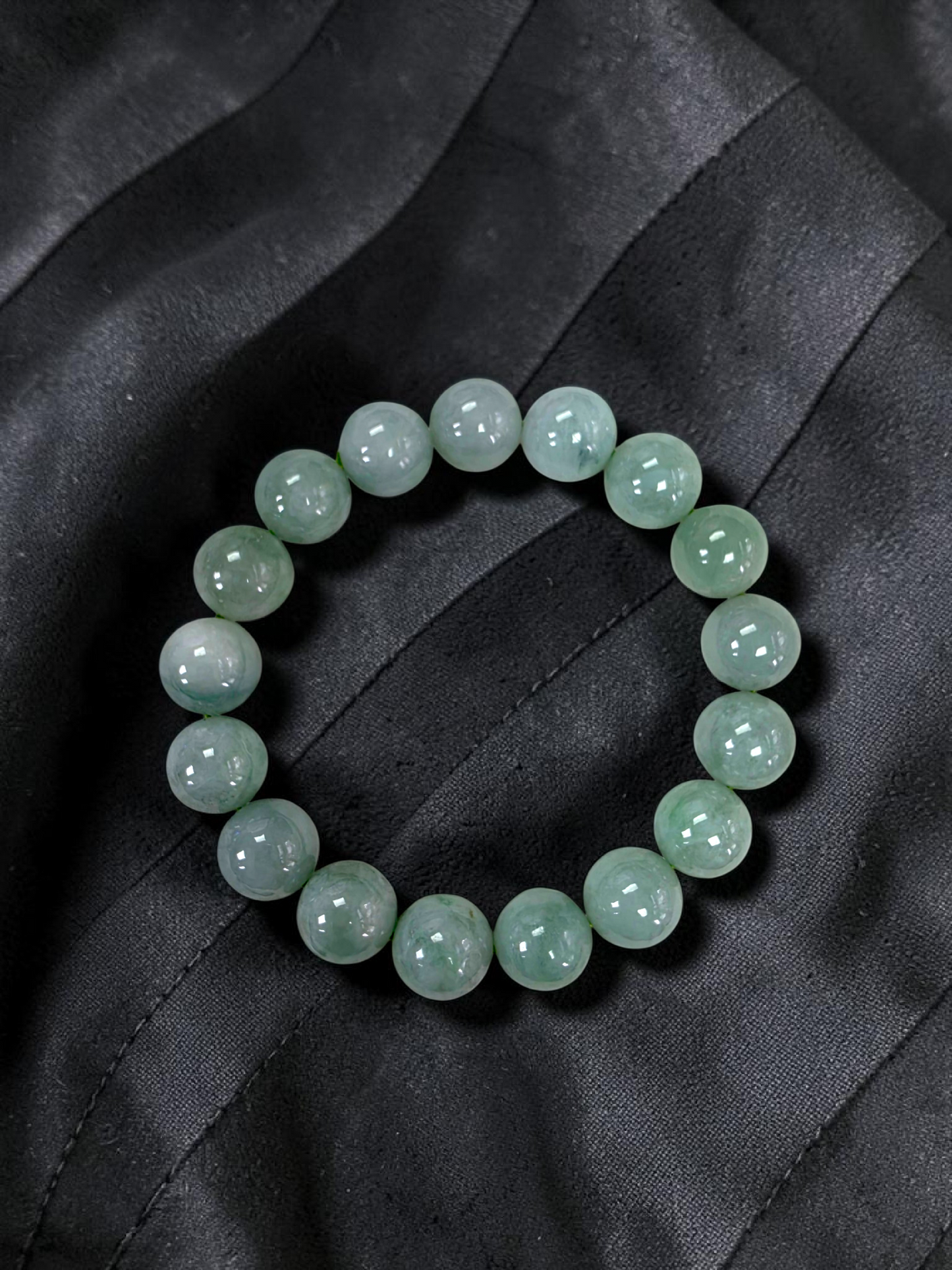 Japanese Winter Green Burmese A-Jade Beaded Bracelet (MADE IN JAPAN) (12.00 - 12.50 mm Each x 17 beads) 05054