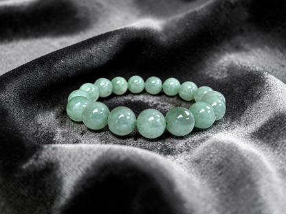 Japanese Winter Green Burmese A-Jade Beaded Bracelet (MADE IN JAPAN) (12.00 - 12.50 mm Each x 17 beads) 05055