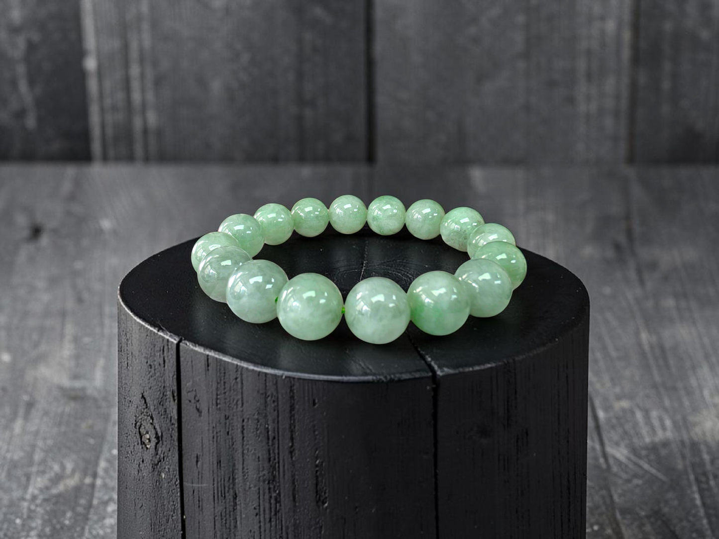 Japanese Winter Green Burmese A-Jade Beaded Bracelet (MADE IN JAPAN) (12.00 - 12.50 mm Each x 16 beads) 05056