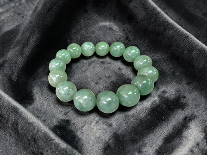 Japanese Winter Green Burmese A-Jade Beaded Bracelet (MADE IN JAPAN) (14.00 - 14.50 mm Each x 15 beads) 05057