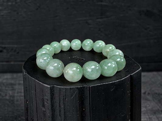 Japanese Winter Green Burmese A-Jade Beaded Bracelet (MADE IN JAPAN) (14.00 - 14.50 mm Each x 15 beads) 05057